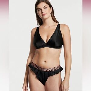 NWOT 100% Washable Silk Black & Leopard Print Bra and Velvet Thong Pajama Set